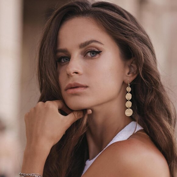 Boho Round Minimalist 3 or 4 Statement Disc Drop Dangle s in Gold and Silver, Tr - Picture 6 of 8